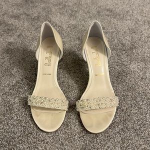Something Bleu Cappy Ivory Satin Shoes - Size 7